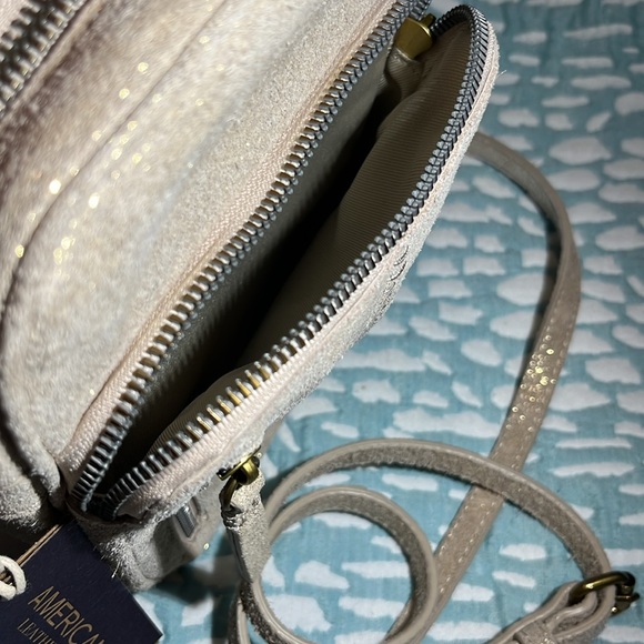 NWT AMERICAN LEATHER CO. CROSSBODY PURSE - Picture 4 of 15